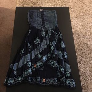 Cute strapless dress